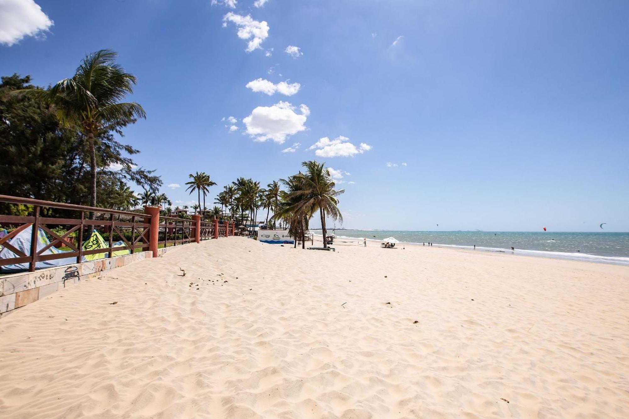 Kariribeach319B Suite Com Vista Incrivel Cumbuco Εξωτερικό φωτογραφία